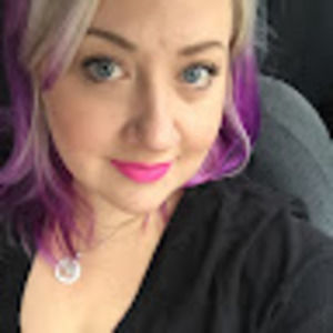 Meet your Posher, Adelia